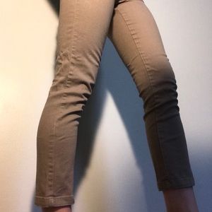 Khaki Capri